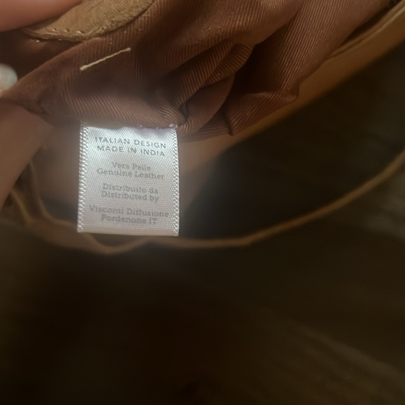 Dudu Caramel Tan Leather Crossbody Bag - Picture 10 of 12